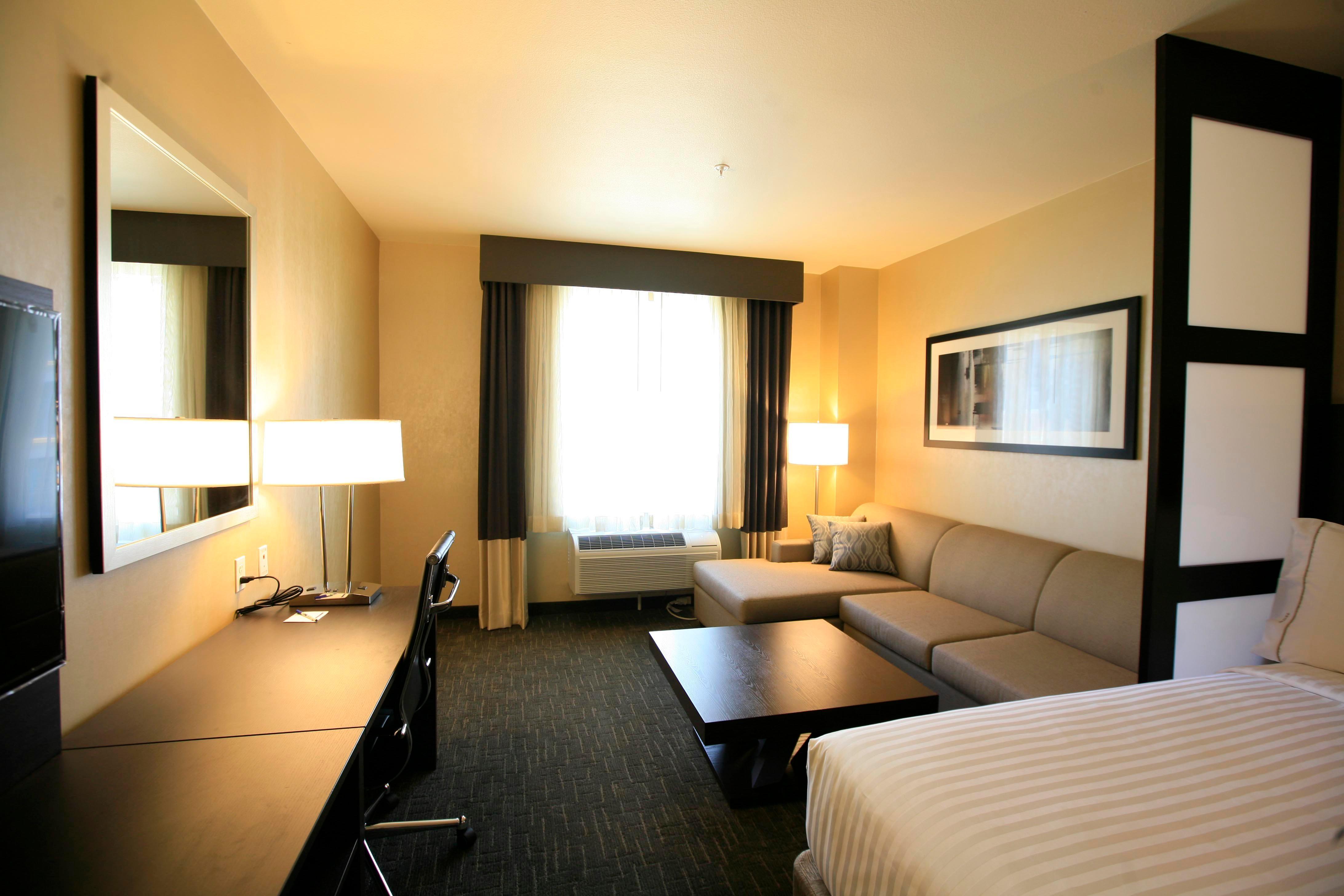 Holiday Inn Express & Suites Anaheim Resort Area By Ihg Dış mekan fotoğraf