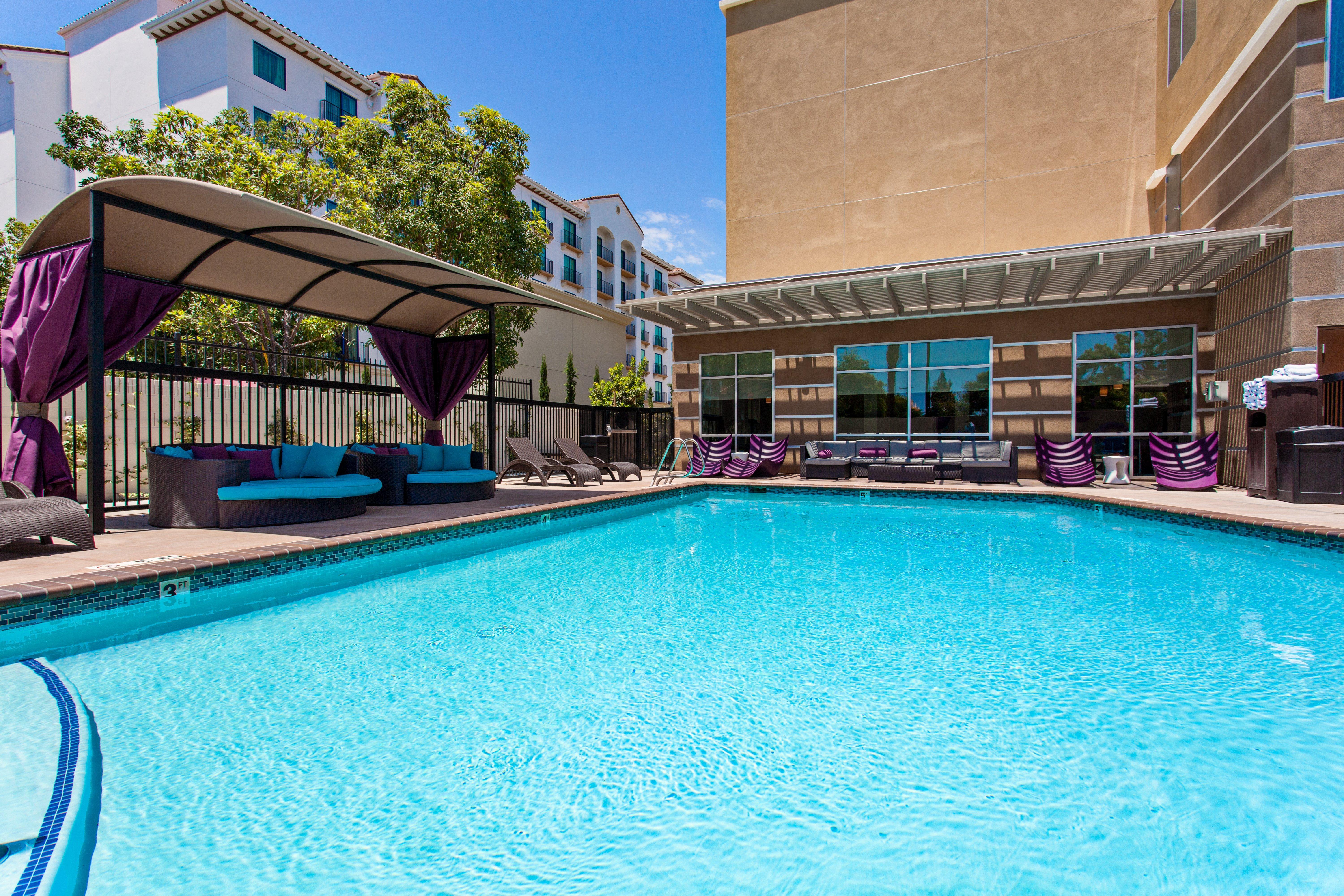 Holiday Inn Express & Suites Anaheim Resort Area By Ihg Dış mekan fotoğraf