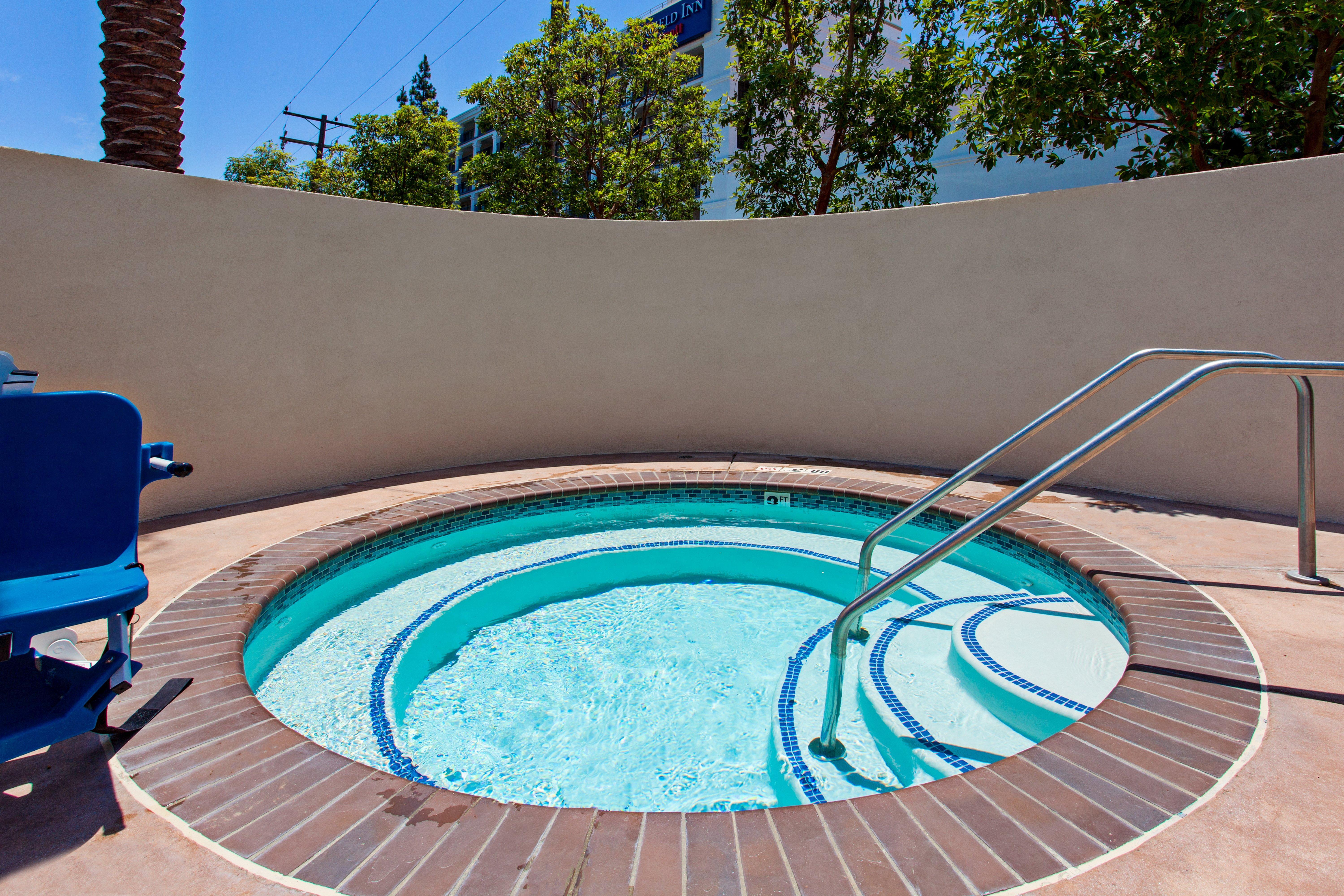 Holiday Inn Express & Suites Anaheim Resort Area By Ihg Dış mekan fotoğraf