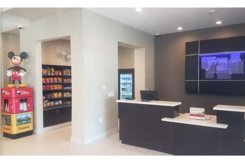 Holiday Inn Express & Suites Anaheim Resort Area By Ihg Dış mekan fotoğraf